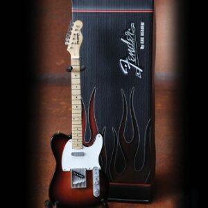 Fender™ Telecaster™ –�Sunburst Finish