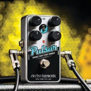 Nano Pulsar Stereo Tremolo