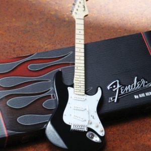 Axhgtr Strat BLK Finish Mini