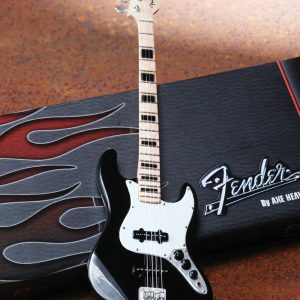Fender™ Jazz Bass™ – Black Finish