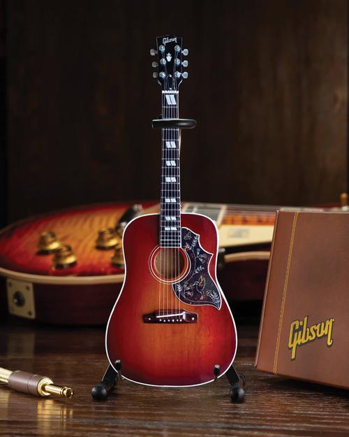 Gibson Hummingbird Vintage Cherry 1:4 Scale Mini Guitar Model - Image 3
