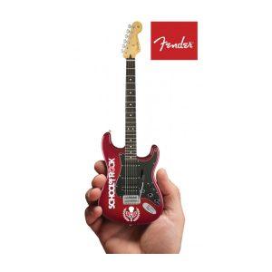 School of Rock Fender™ Special Edition Standard Stratocaster™ Candy Red Burst Mini Guitar
