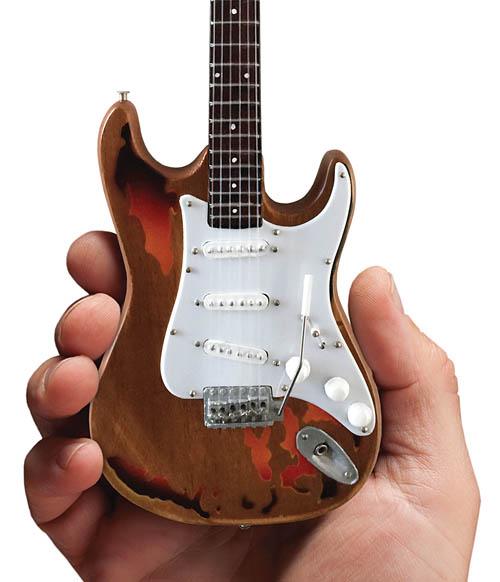 Fender™ Stratocaster™ – Aged Sunburst Distressed Finish - Image 3