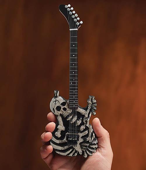 George Lynch Skull & Bone Model - Image 2