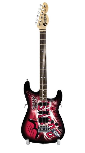 Chicago Bulls 10“ Collectible Mini Guitar