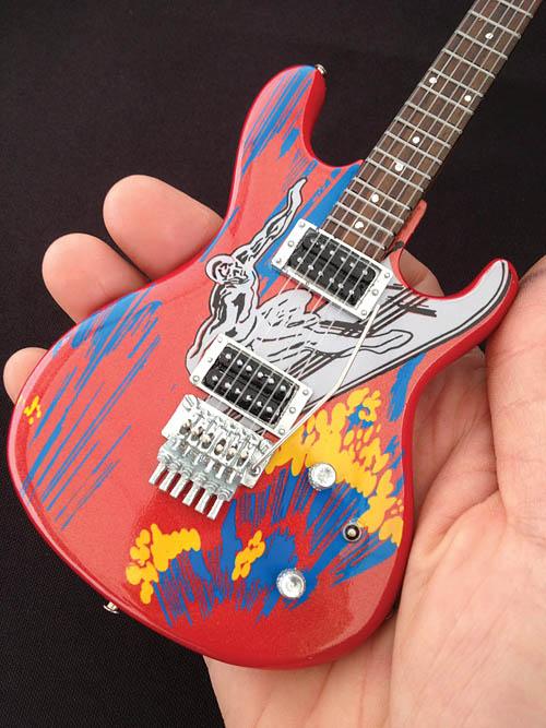 Joe Satriani Silver Surfer Model - Image 3