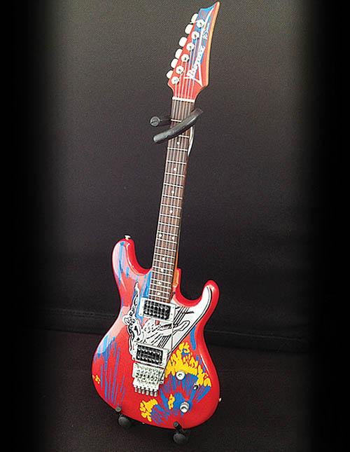 Joe Satriani Silver Surfer Model - Image 2