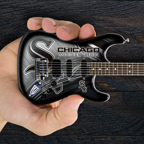Chicago White Sox 10“ Collectible Mini Guitar - Image 2