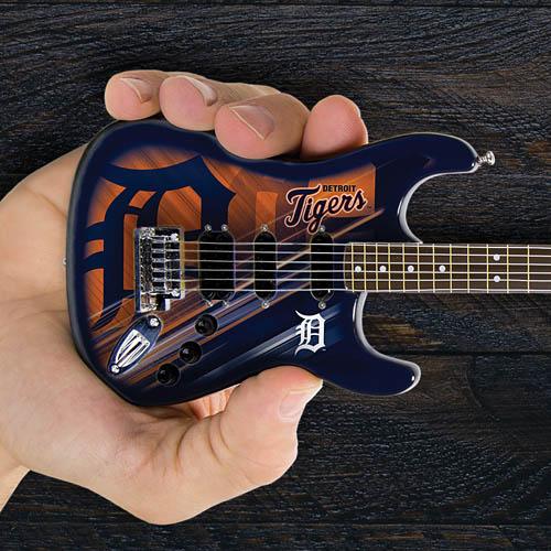 Detroit Tigers 10“ Collectible Mini Guitar - Image 2